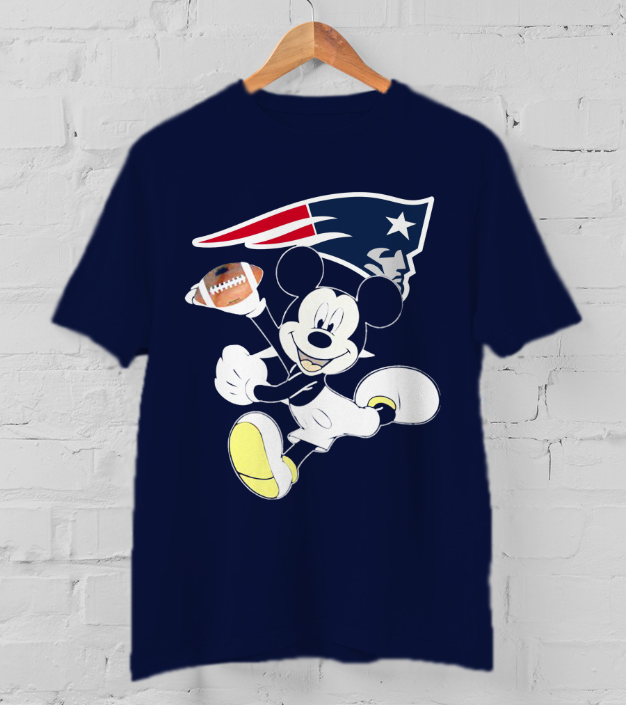 Mickey Patriots Football Fan Crossover With Iconic New England T-Shirt