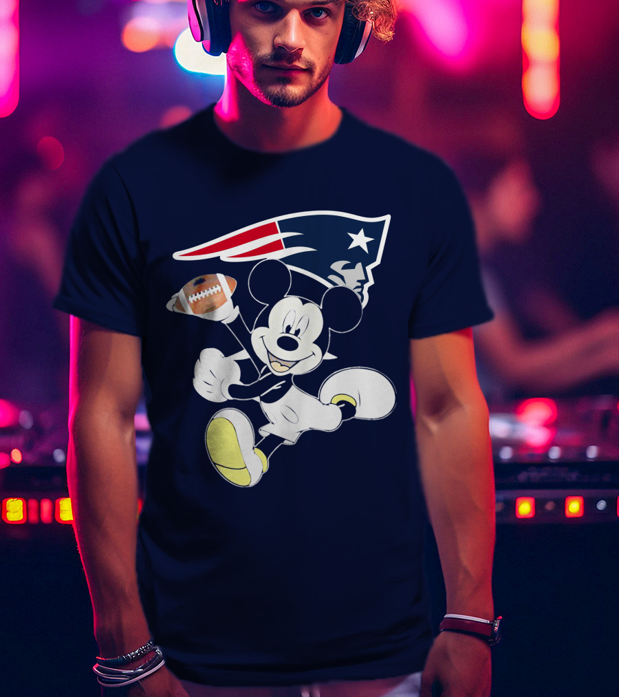 Mickey Patriots Football Fan Crossover With Iconic New England T-Shirt