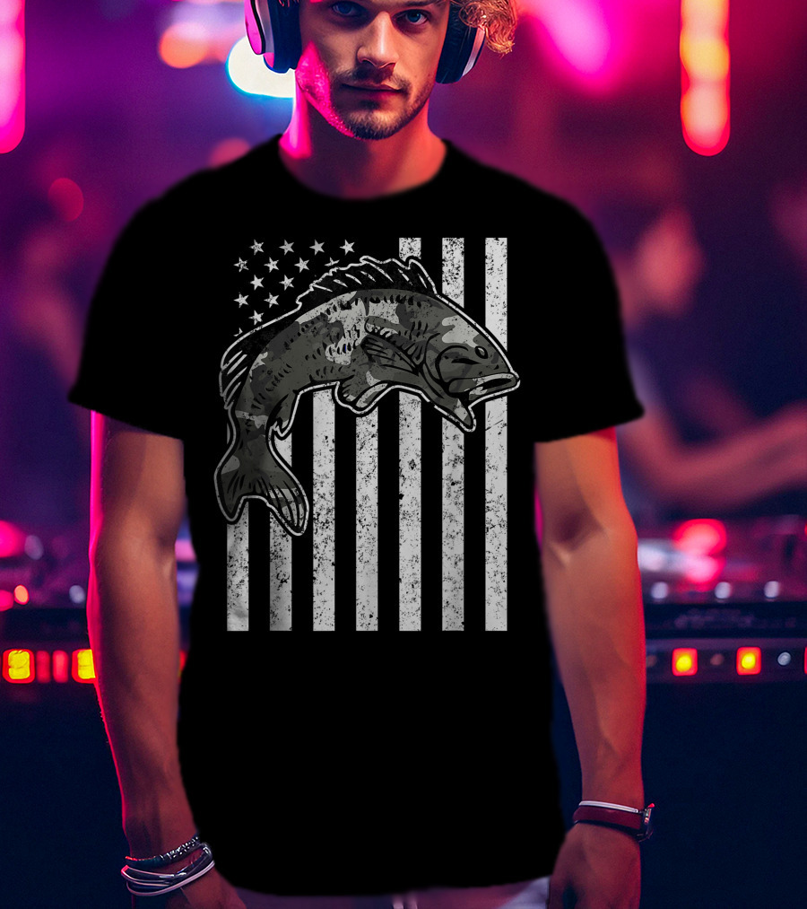 American Flag Camouflage Bass Fishing Mens T-Shirt
