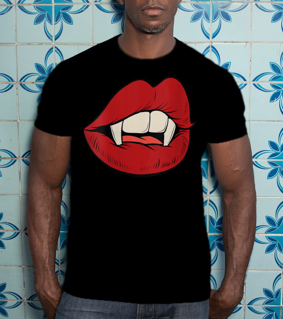 Women Vampire Kiss Halloween Rock Punk Goth Lips Fangs T-Shirt