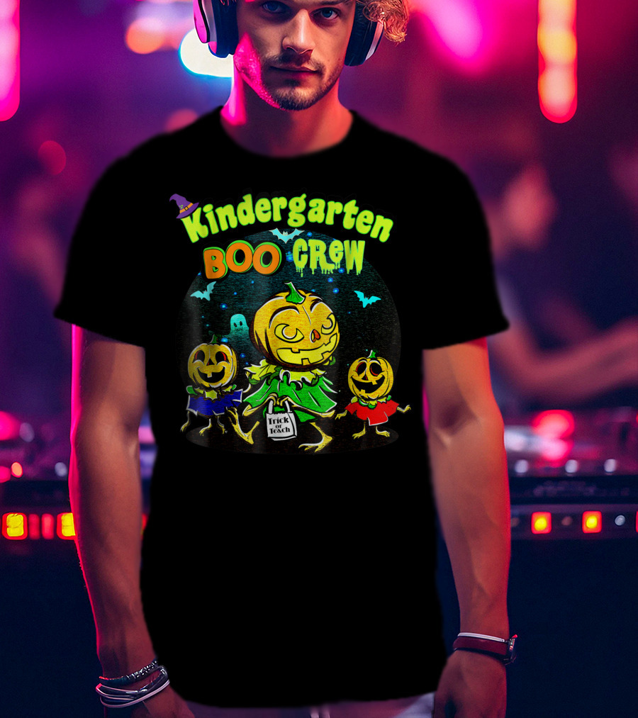 Kindergarten Boo Crew Halloween Trick Or Teach Pumpkin Gang T-Shirt