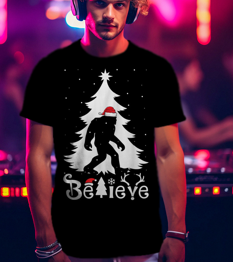 Believe Bigfoot Christmas Santa Hat Snowflakes T-Shirt