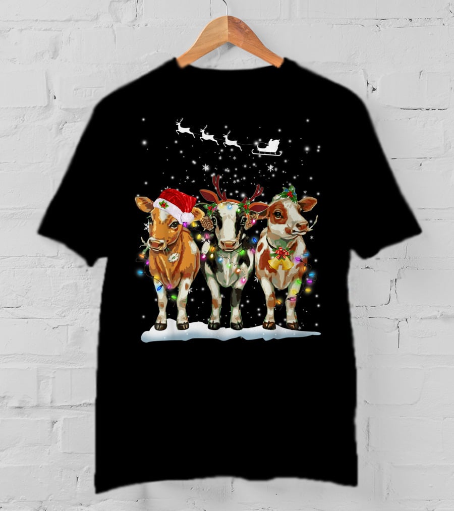 Cow Reindeer Hat Santa Christmas Light Sleigh Snowflakes T-Shirt