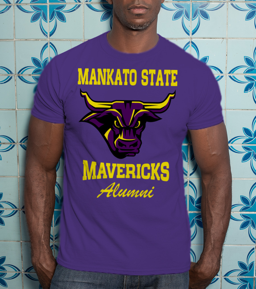 Mankato State Mavericks Alumni T-Shirt
