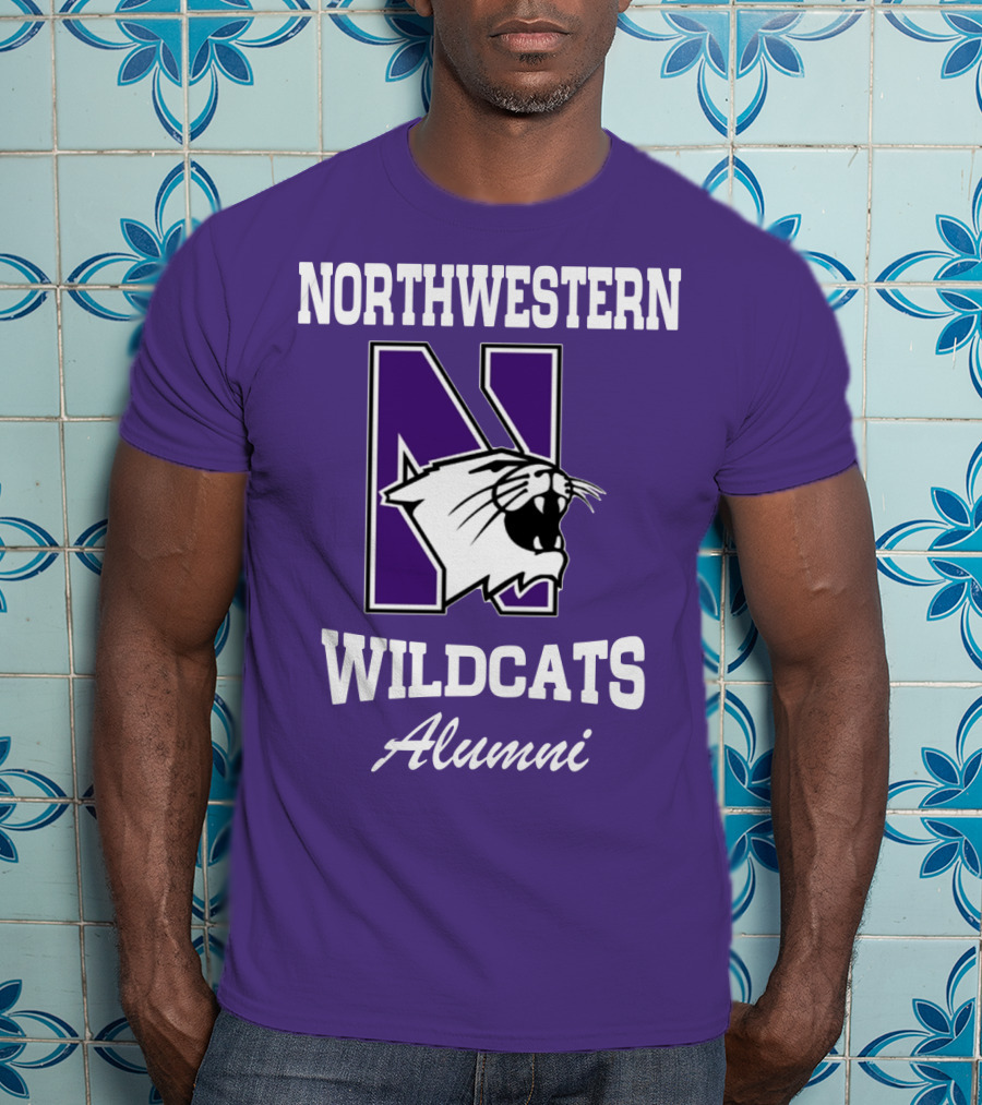 NORTHWESTERN WILDCATS ALUMNI T-Shirt