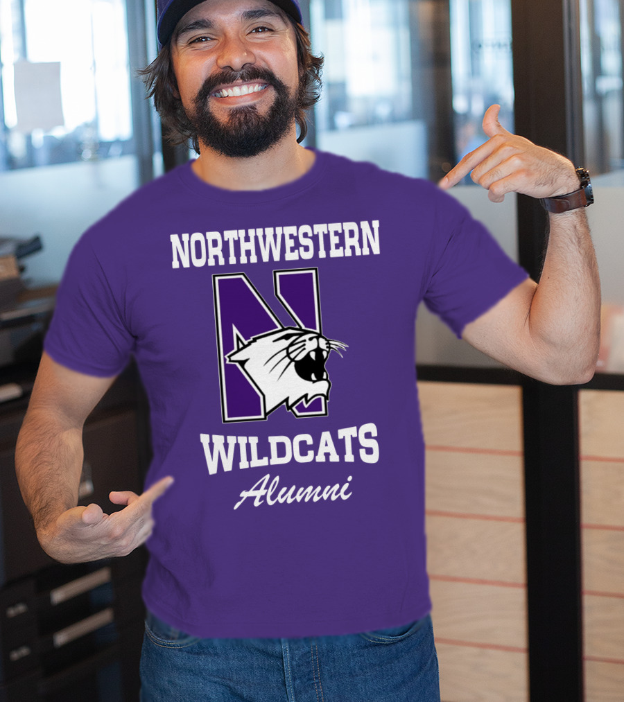 NORTHWESTERN WILDCATS ALUMNI T-Shirt