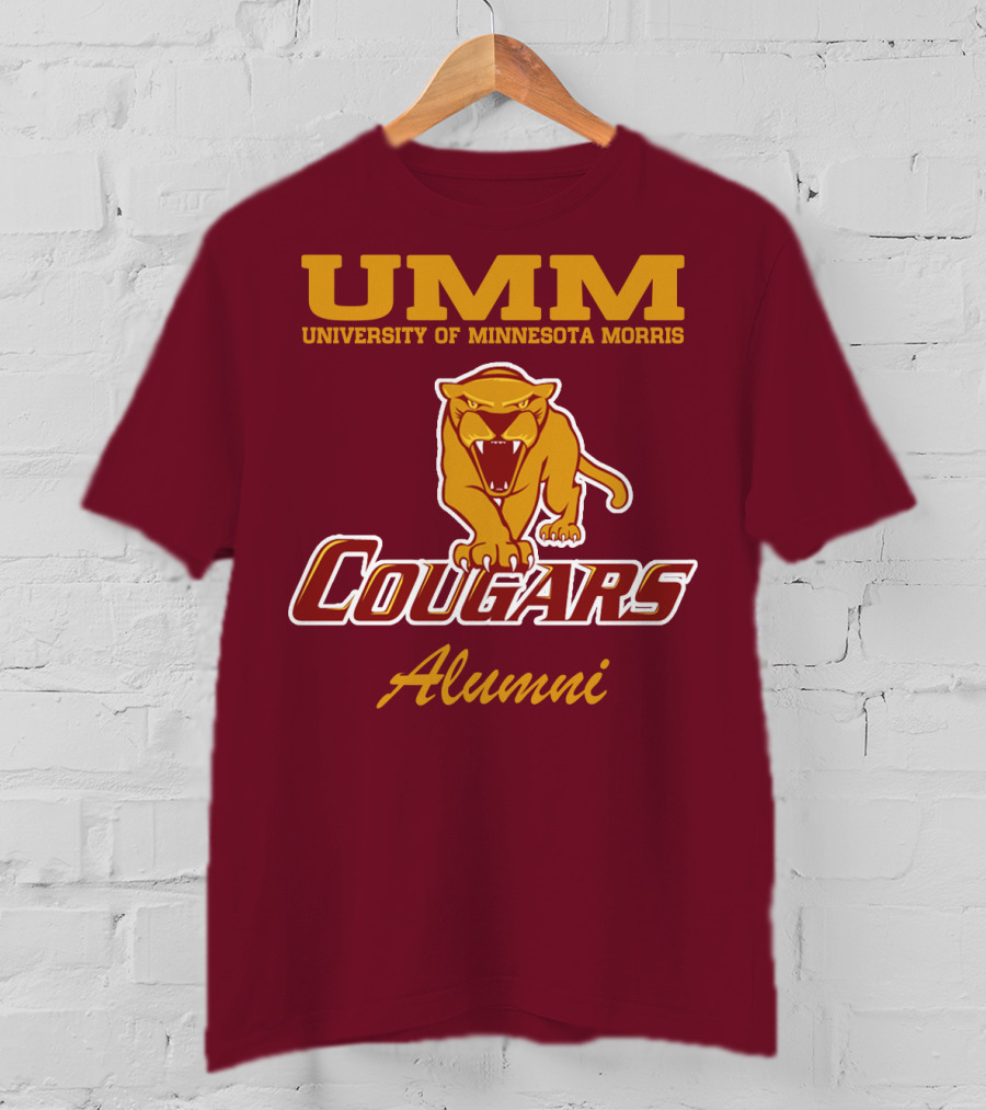 UMM University Of Minnesota Morris Cougars Alumni T-Shirt