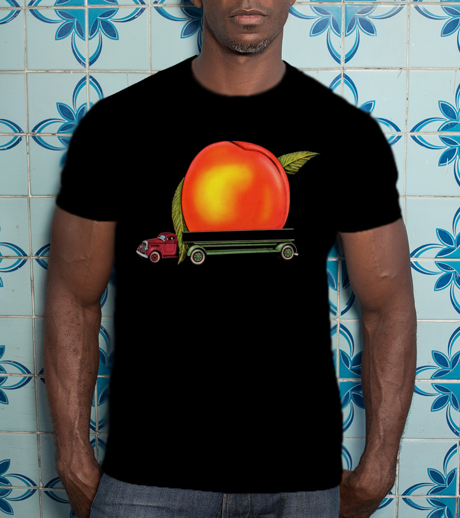 Tabb 24 Giant Peach Truck Vintage Style T-Shirt