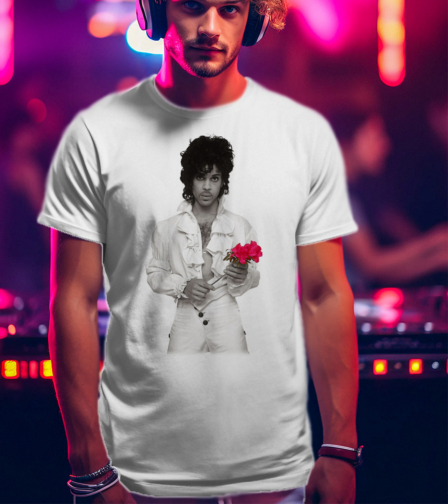 Pr 19 Vintage Style White Frilled Shirt Holding Pink Roses T-Shirt