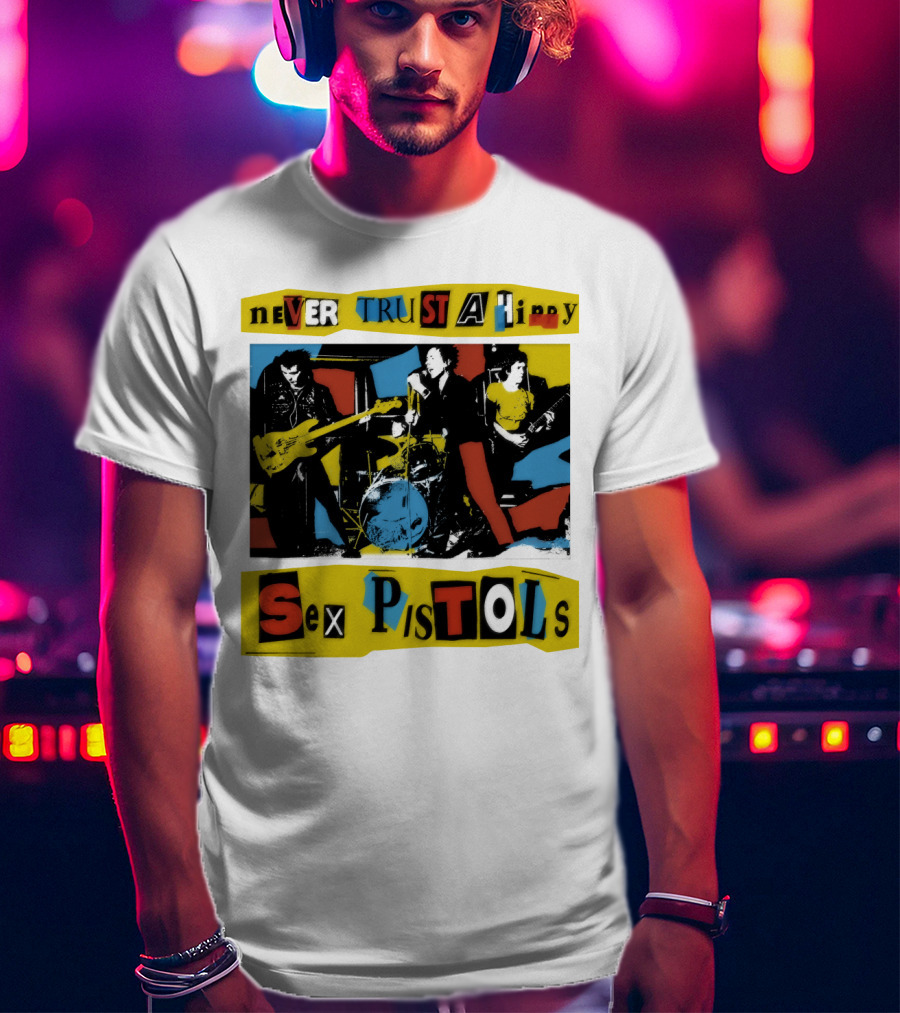 Never Trust A Hippy Sex Pistols T-Shirt