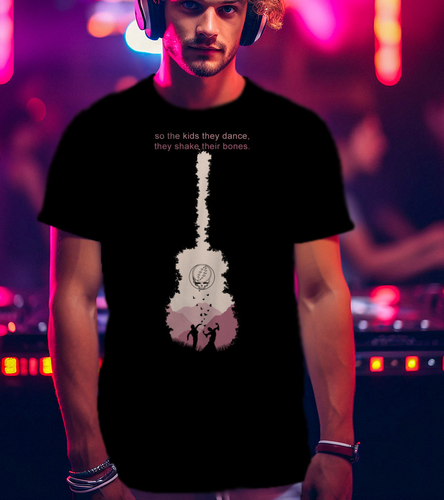 So The Kids They Dance They Shake Their Bones Gd T-Shirt