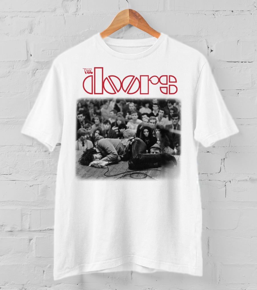 The Doors Vintage Concert Photography Black And White Crowd Scene T-Shirt