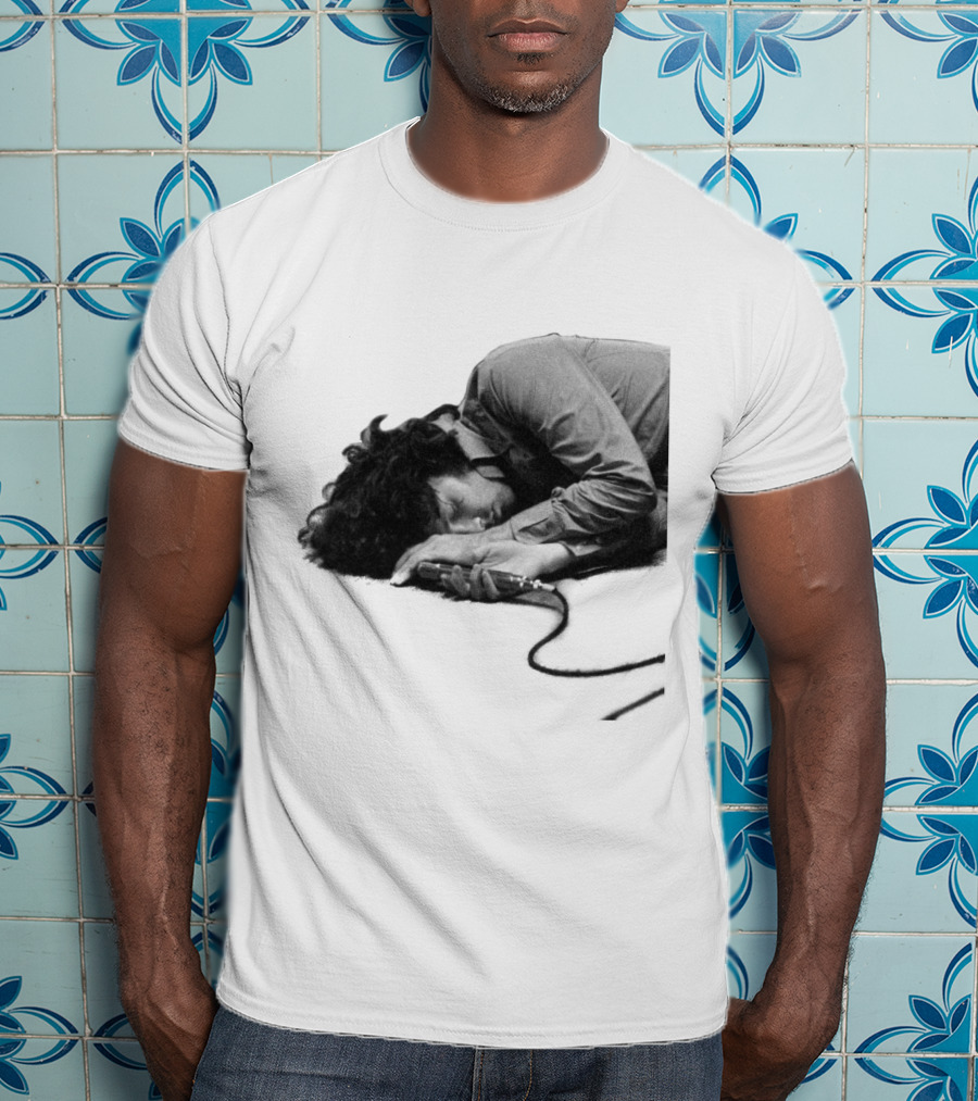 Music Icon Resting With Microphone T-Shirt