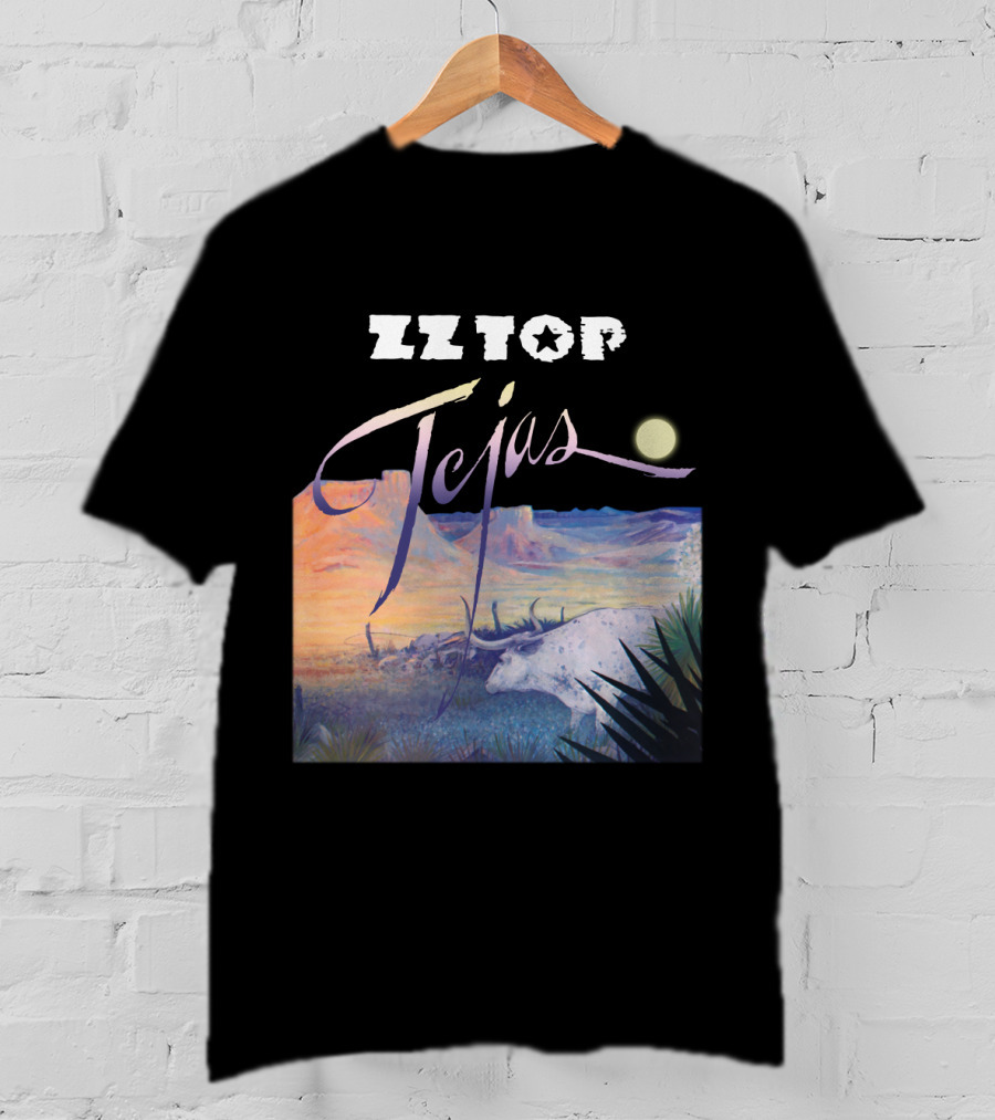 Zz Top Tejas Desert Scene With White Longhorn Under Moon T-Shirt