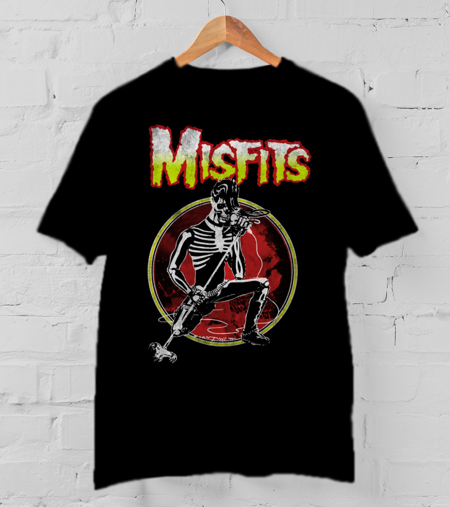 Misfits Skeleton Mic Rock Artwork T-Shirt