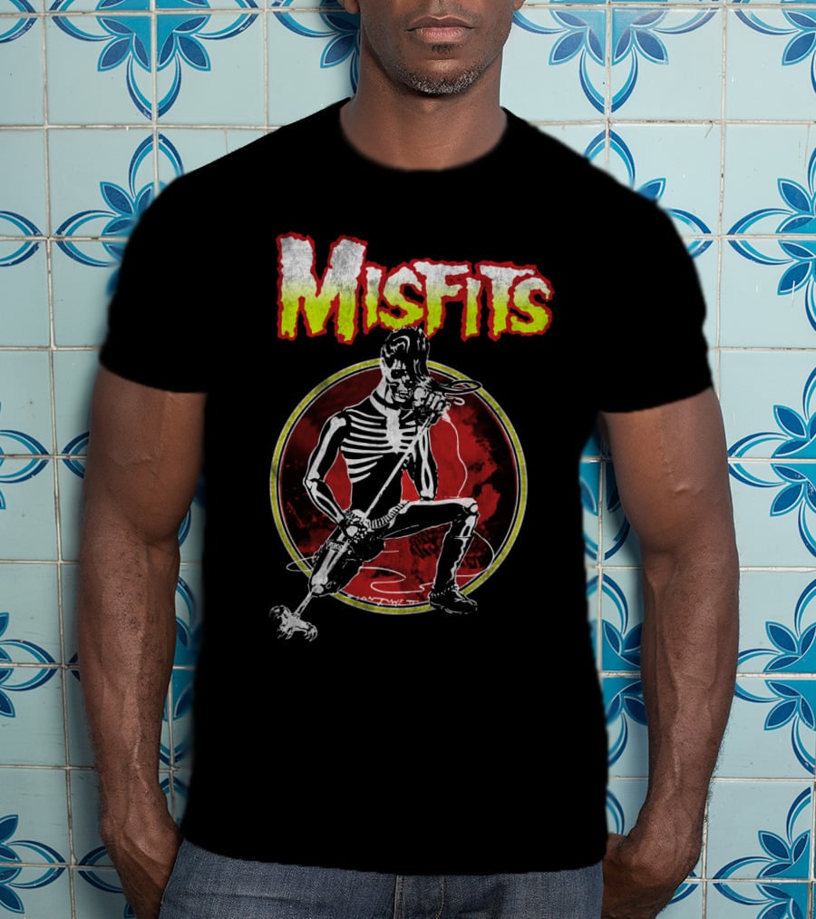 Misfits Skeleton Mic Rock Artwork T-Shirt