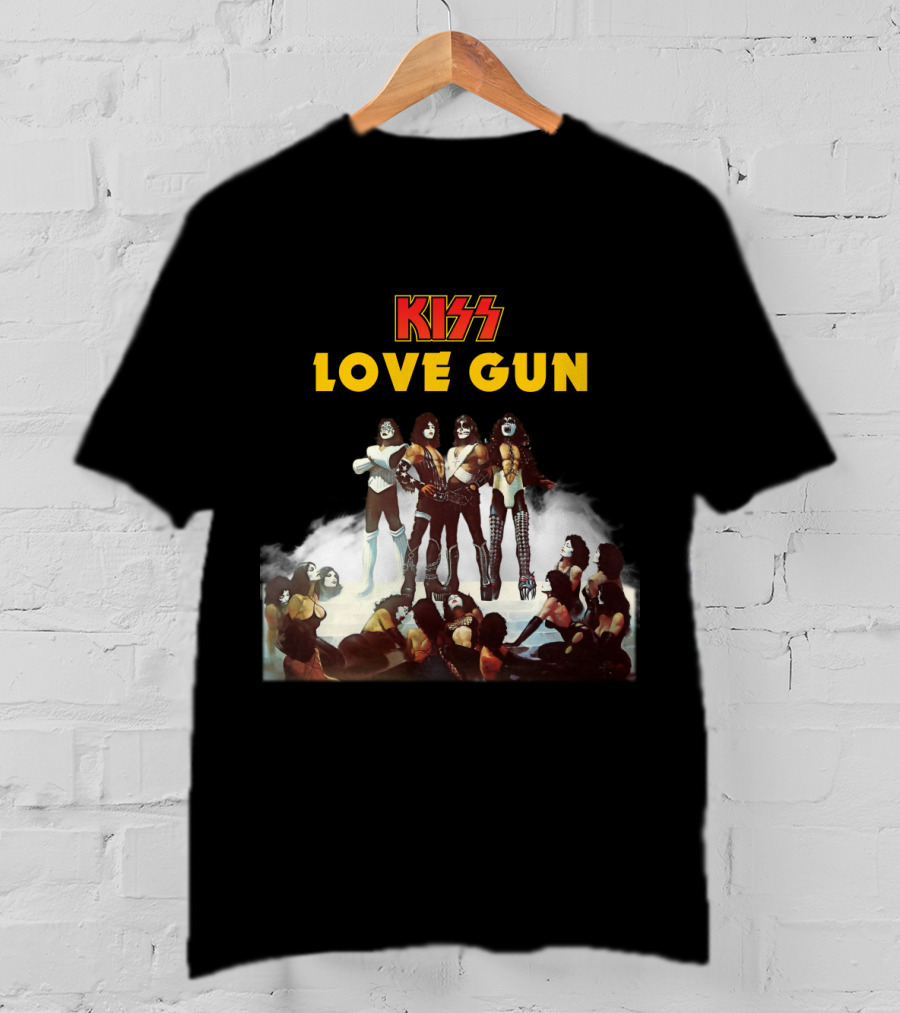 Kiss Love Gun Album Cover T-Shirt