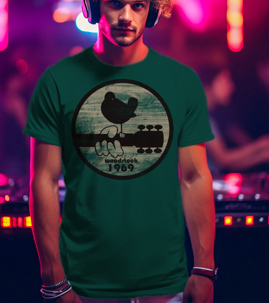 Woodstock 1969 Vintage Bird On Guitar T-Shirt