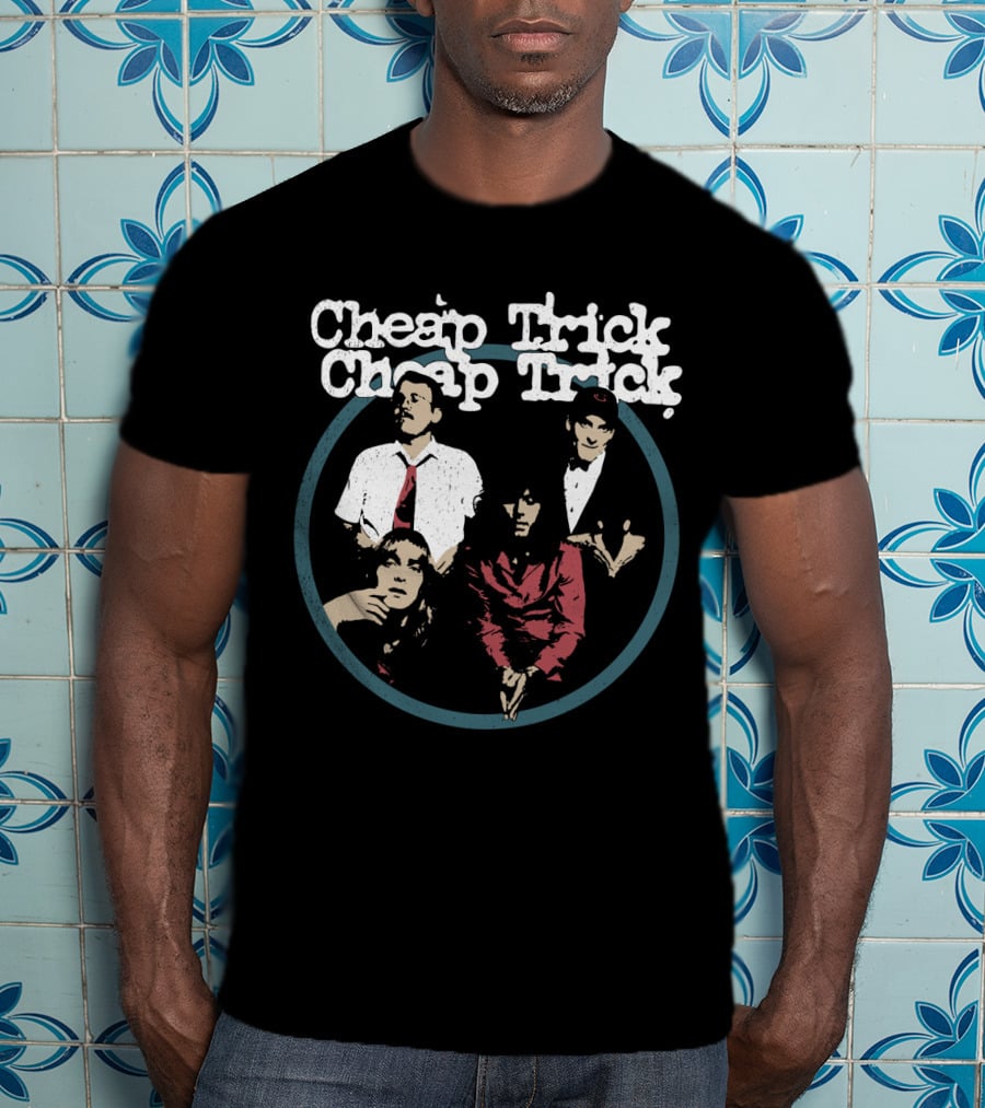 Cheap Trick Band Portrait Circle T-Shirt