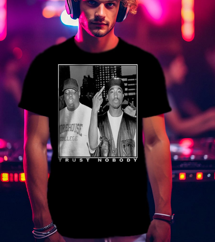 Trust Nobody Morehouse College Duo Retro T-Shirt