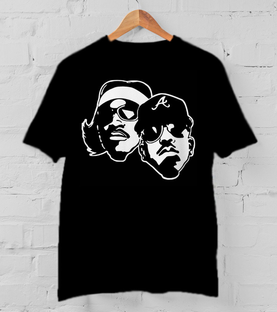 Duo With Iconic Sunglasses And Cap With A T-Shirt