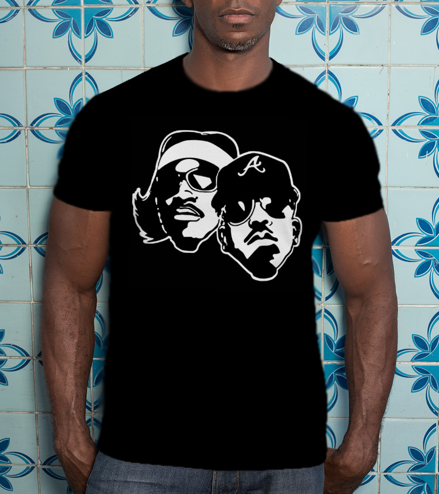 Duo With Iconic Sunglasses And Cap With A T-Shirt