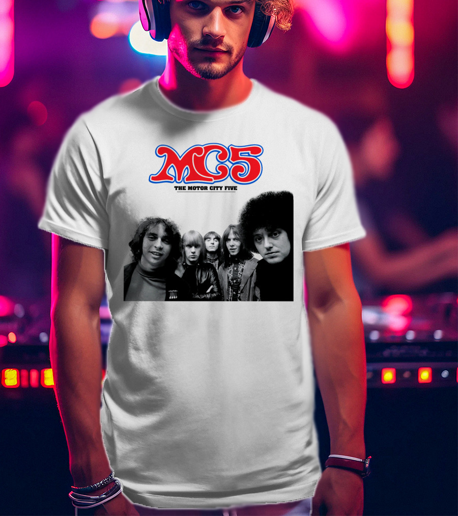 Mc5 The Motor City Five Band Retro Group Photo T-Shirt