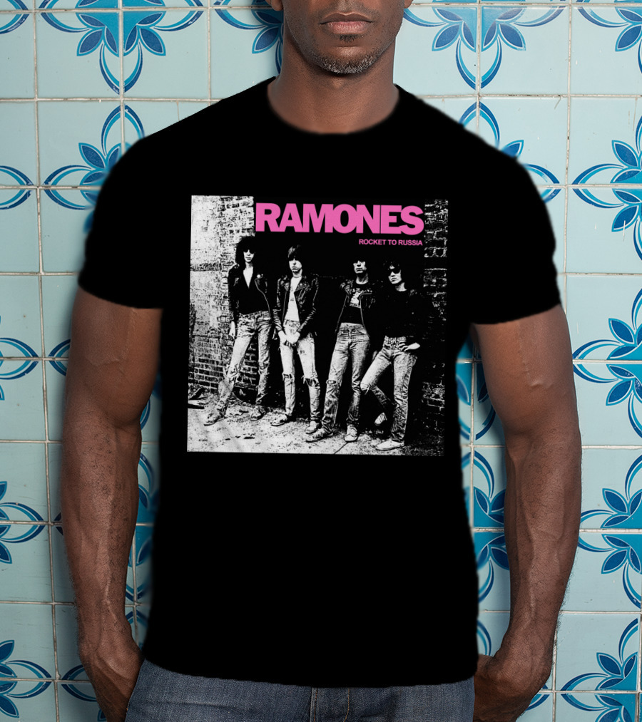 Ramones Rocket To Russia Band Photo Album Cover T-Shirt