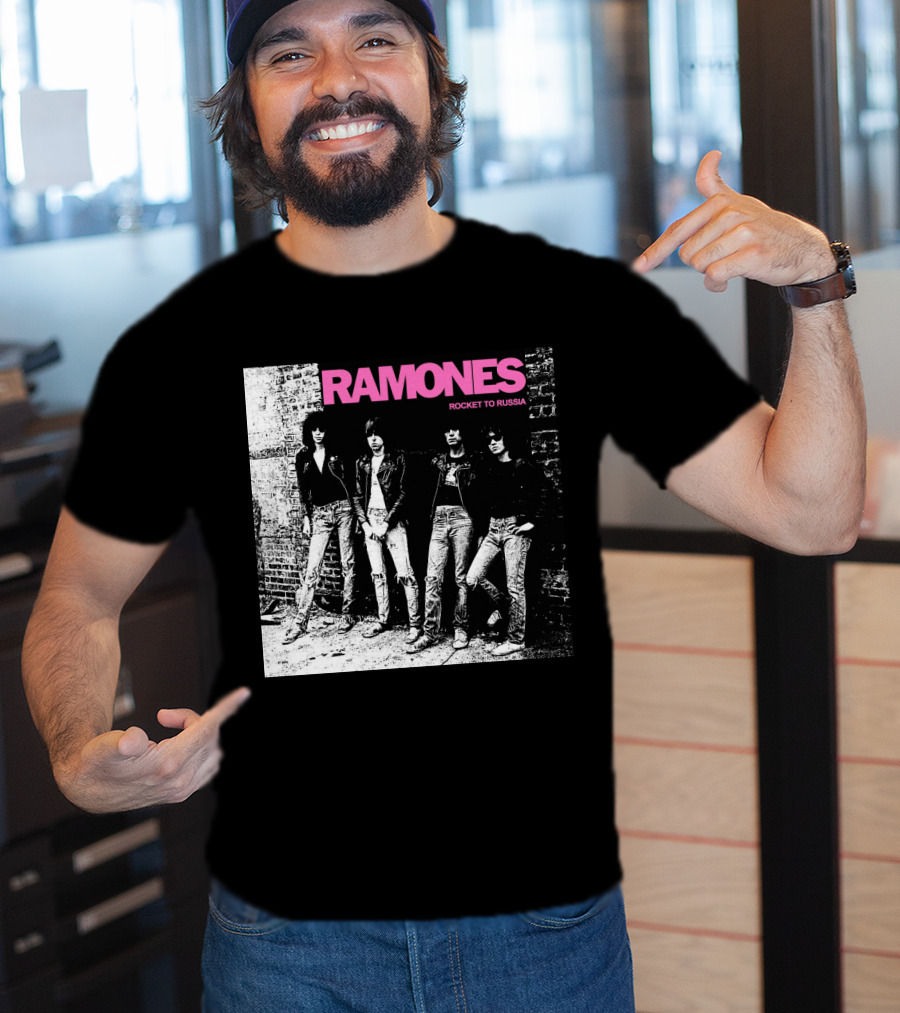 Ramones Rocket To Russia Band Photo Album Cover T-Shirt