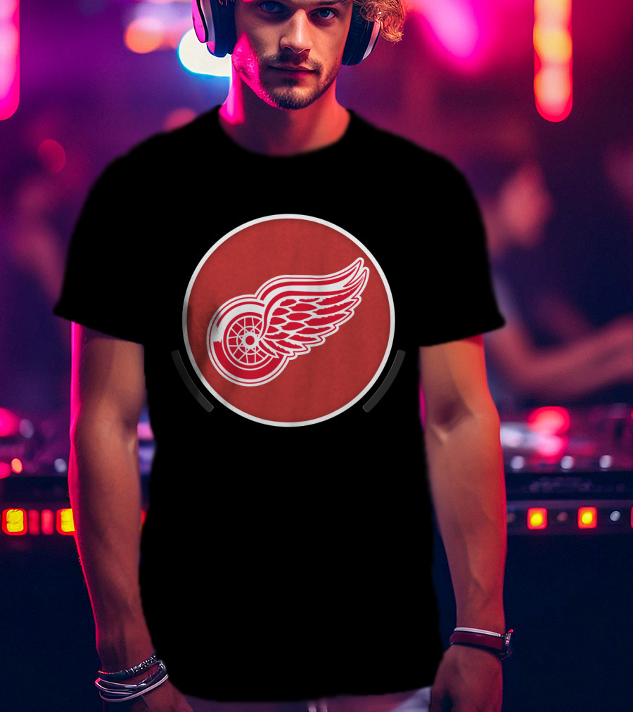 Power Decal NHL Detroit Red Wings Logo Circle Emblem T-Shirt