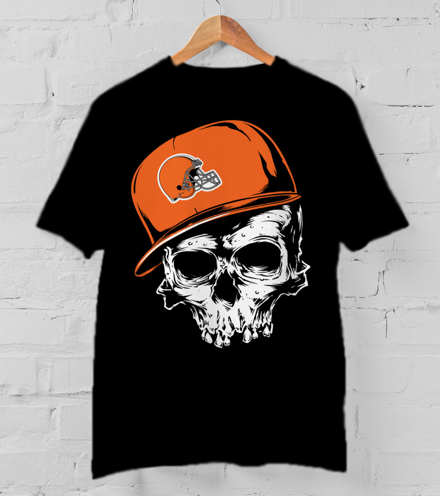 Cleveland Browns Skull With Helmet Cap T-Shirt