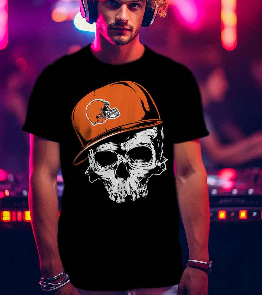 Cleveland Browns Skull With Helmet Cap T-Shirt