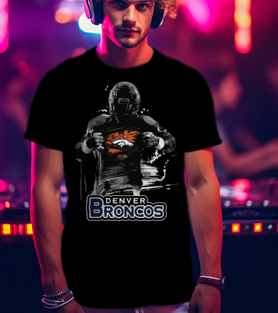 Denver Broncos Football Player Logo Splash Effect T-Shirt