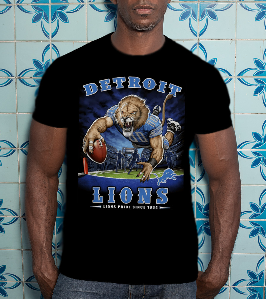 Detroit Lions Pride Since 1934 End Zone Nfl Touchdown Roaring Football Player T-Shirt