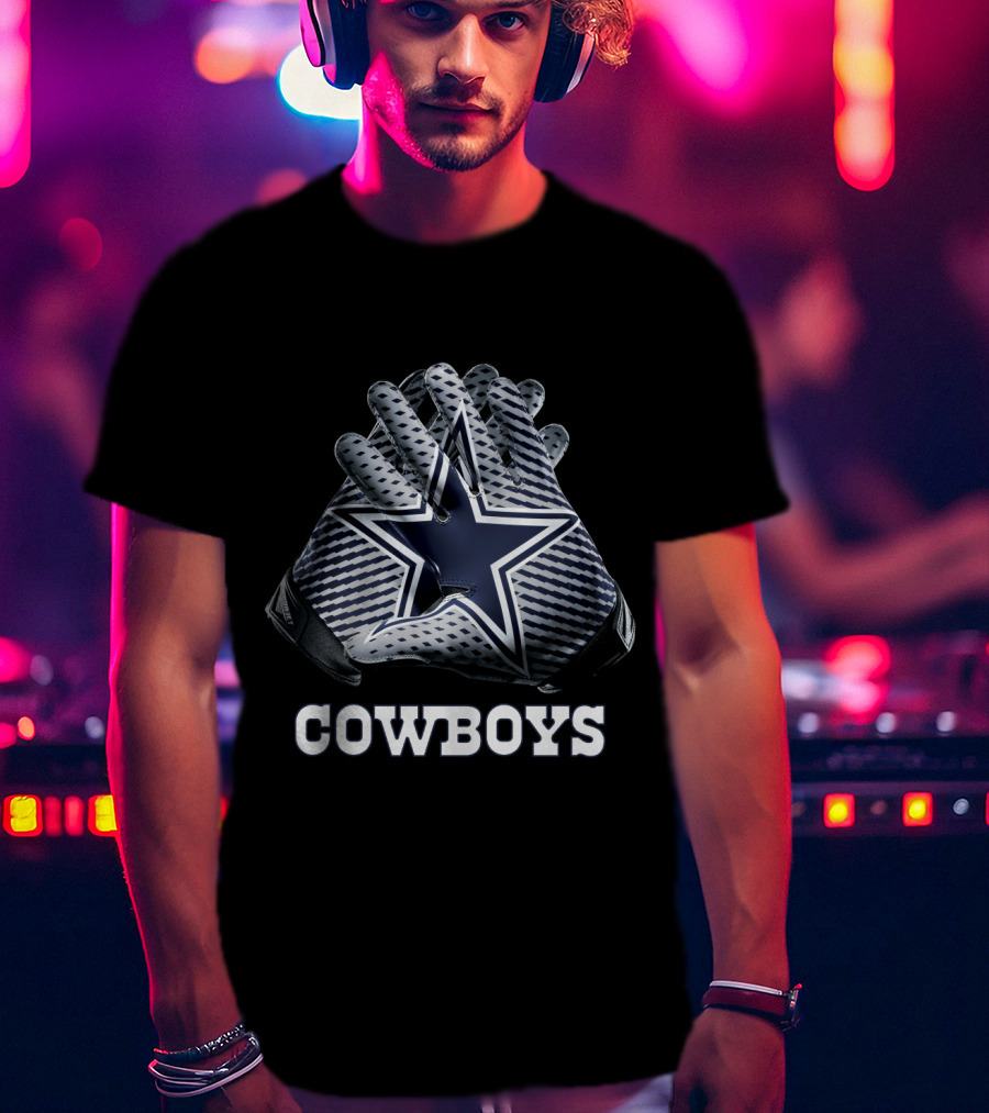 Dallas Cowboys Nfl Star Logo Gloves Fan Gear T-Shirt
