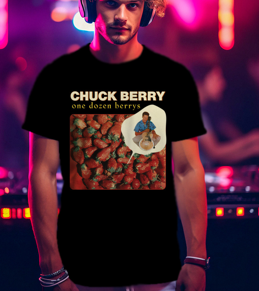CHUCK BERRY One Dozen Berrys CBR 09 Strawberry Collection T-Shirt