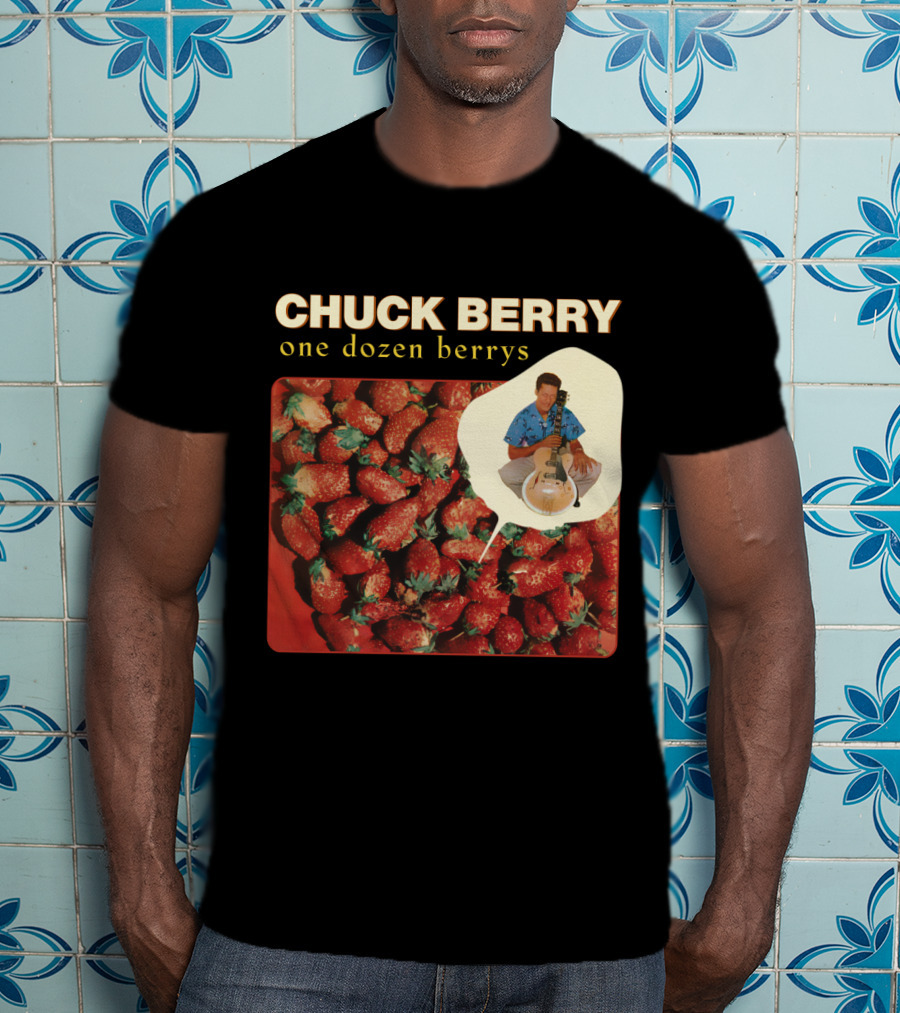 CHUCK BERRY One Dozen Berrys CBR 09 Strawberry Collection T-Shirt