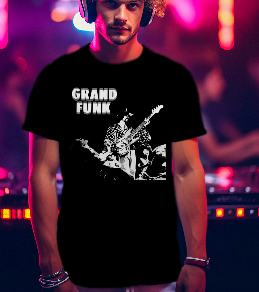 Grand Funk Railroad Live Concert Performance Retro Style T-Shirt