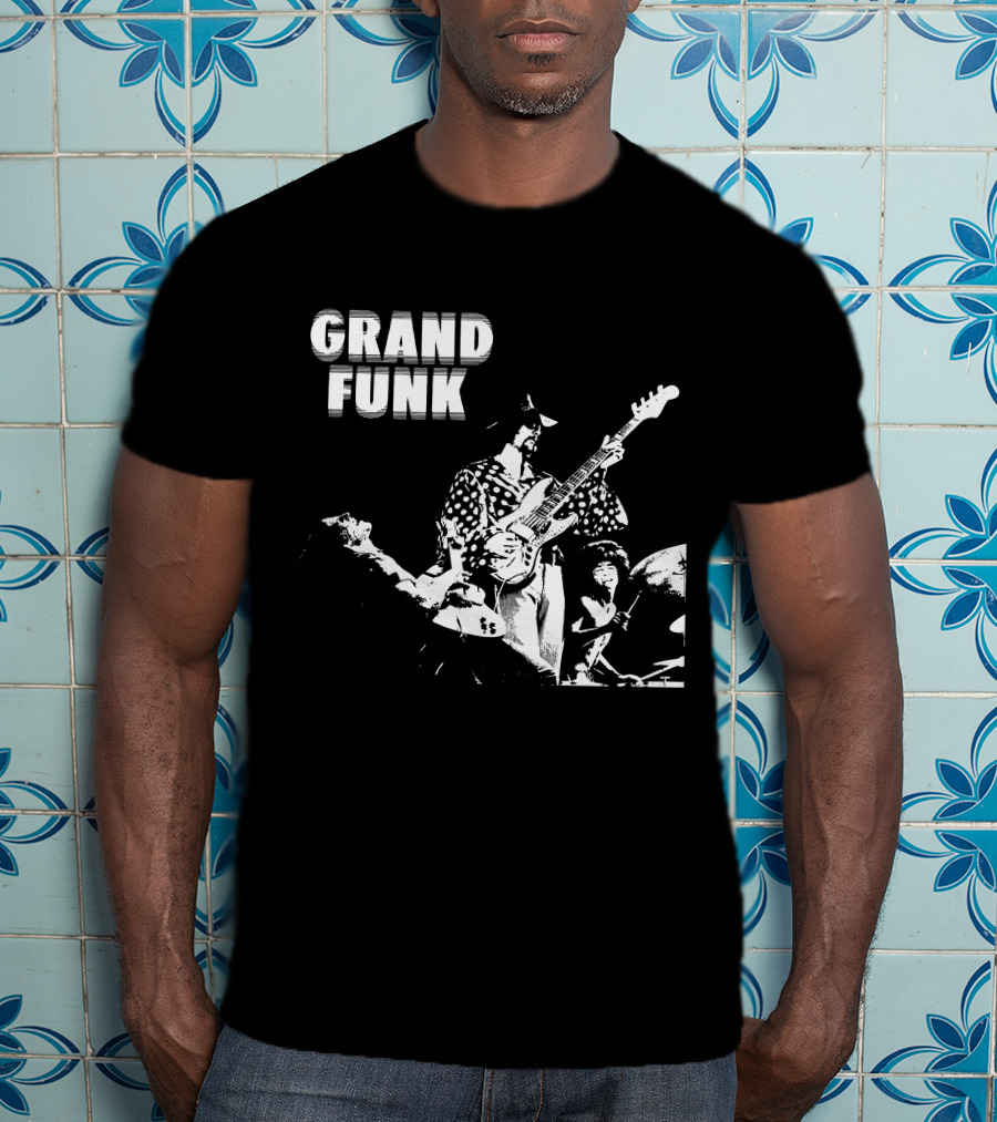 Grand Funk Railroad Live Concert Performance Retro Style T-Shirt