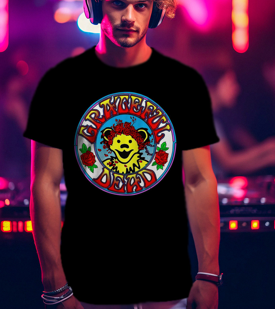 Grateful Dead Bear With Roses Circle T-Shirt