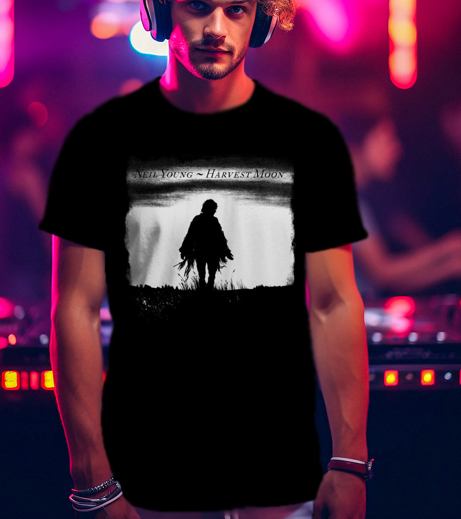 Neil Young Harvest Moon Silhouette Dark Horizon Scene T-Shirt
