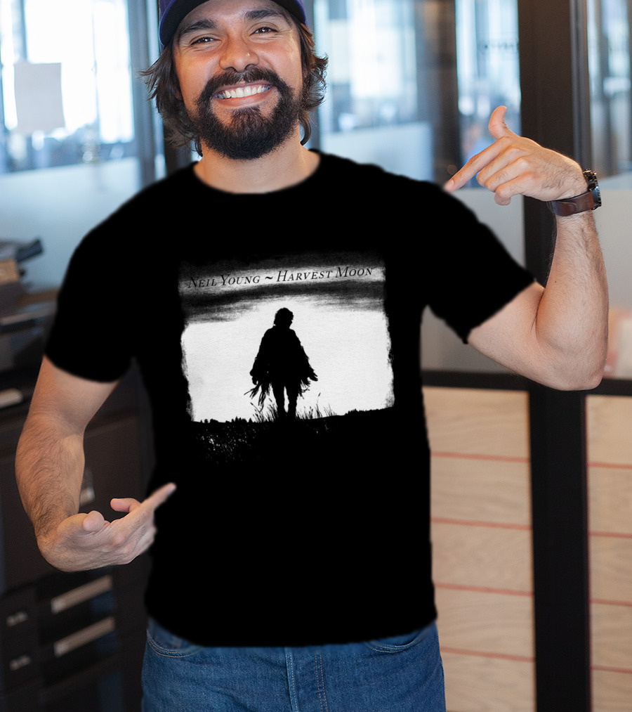Neil Young Harvest Moon Silhouette Dark Horizon Scene T-Shirt