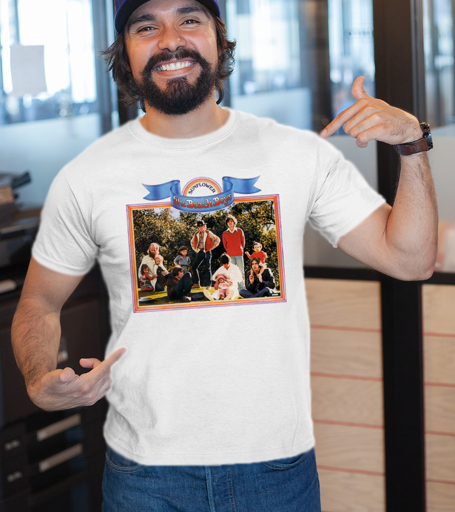 Sunflower The Beach Boys Vintage Album Cover T-Shirt