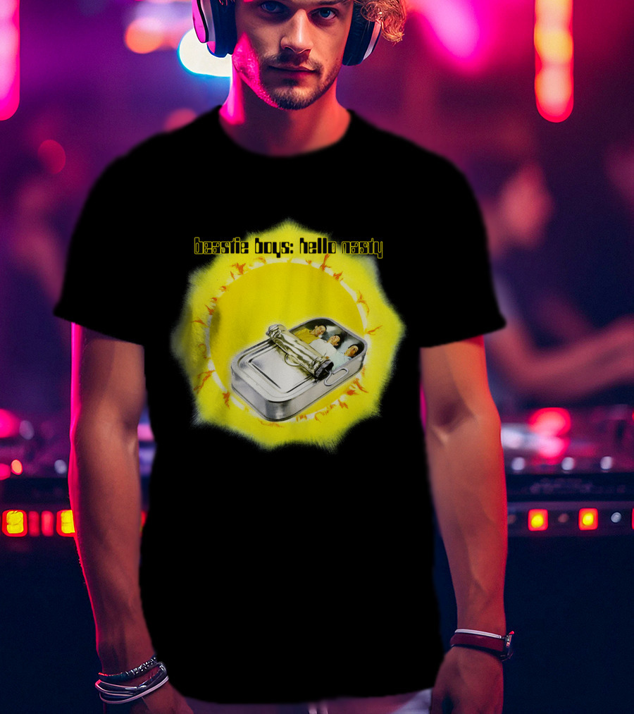 Beastie Boys: Hello Nasty Album Cover Yellow Background T-Shirt