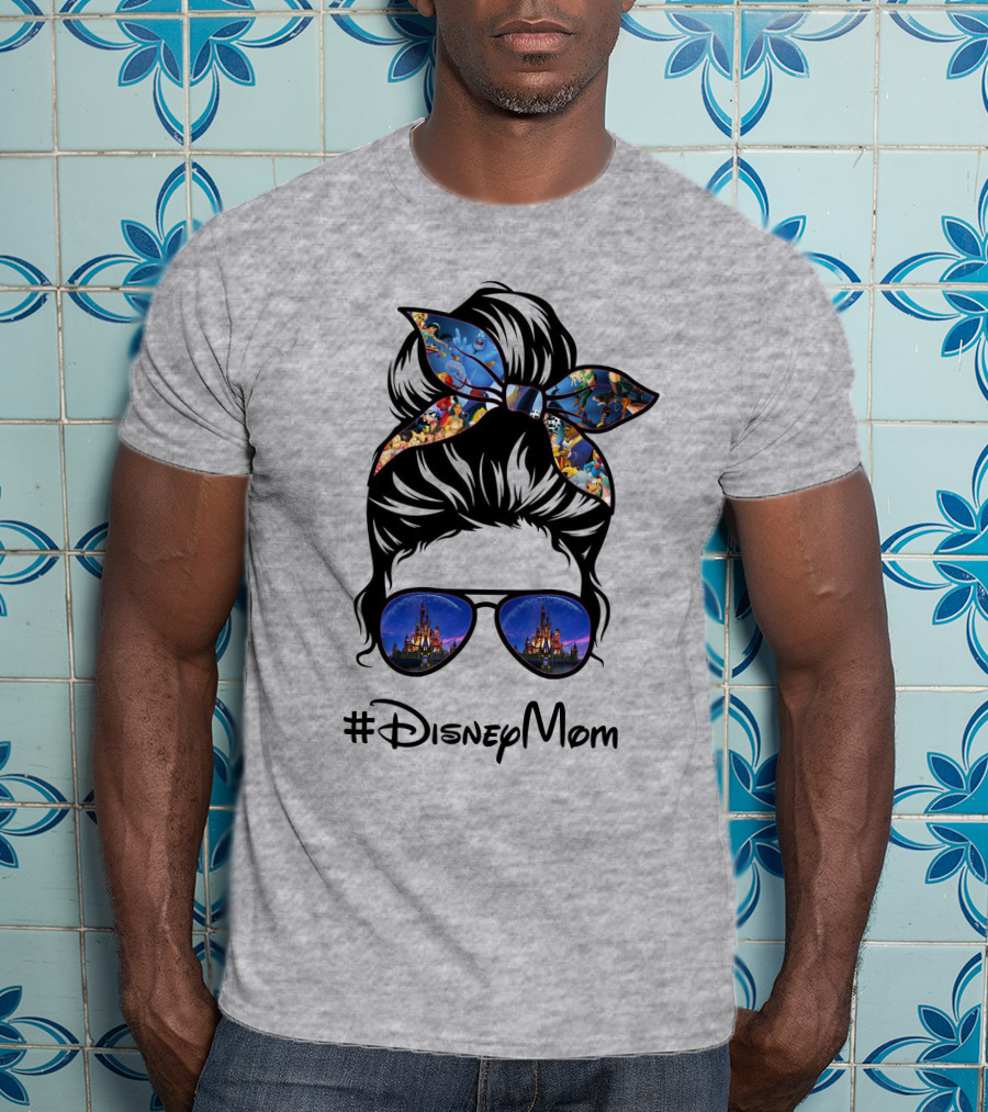 #Disneymom T-Shirt