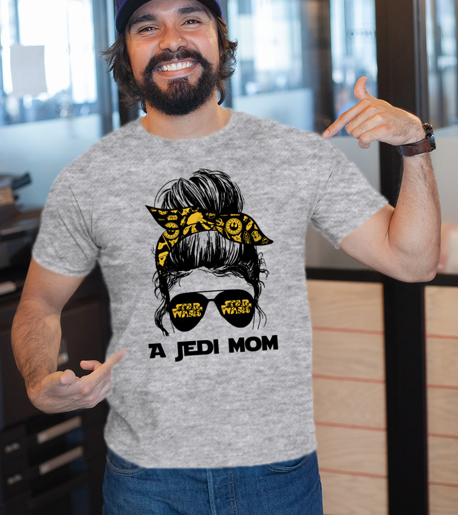 A Jedi Mom Star Wars T-Shirt