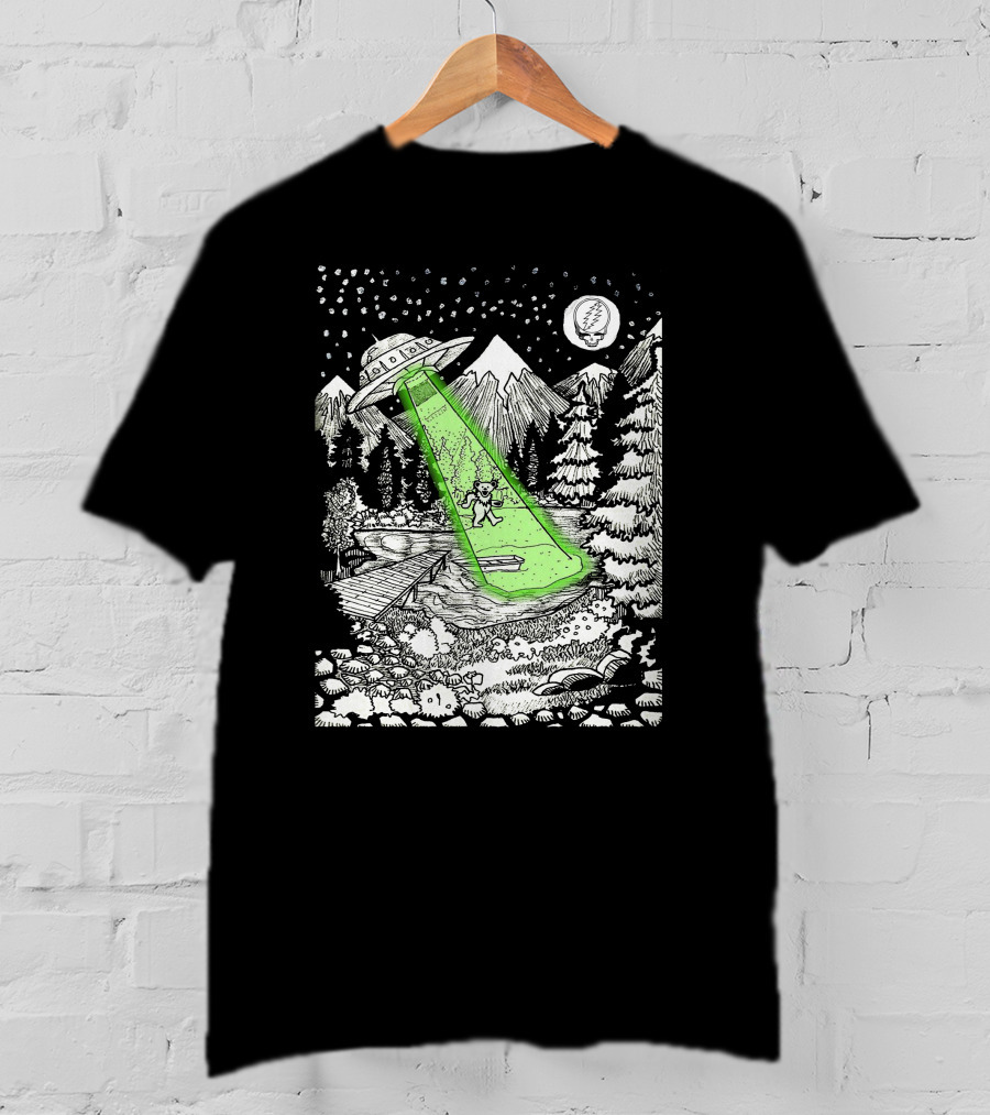 Space GD Abduction Scene With UFO And Astronaut In Forest T-Shirt