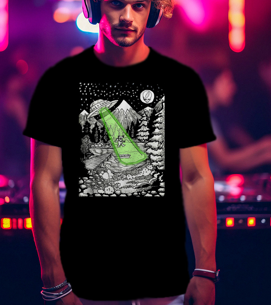 Space GD Abduction Scene With UFO And Astronaut In Forest T-Shirt