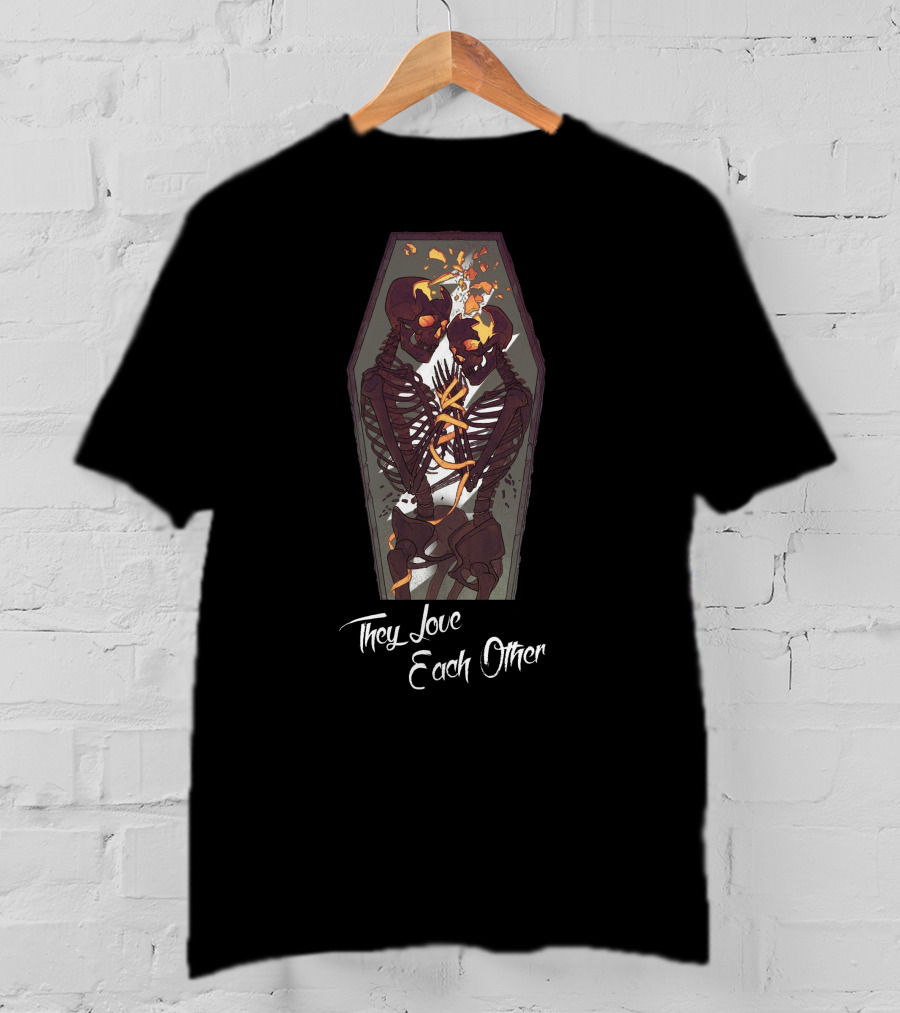 They Love Each Other Skeletons Embrace Coffin T-Shirt