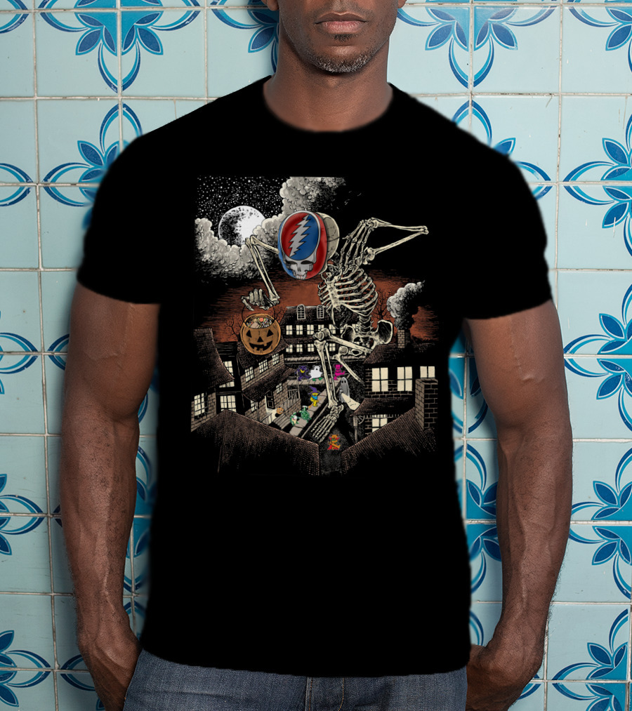 Grateful Dead Halloween Skeleton With Pumpkin And Dancing Bears Under Full Moon T-Shirt